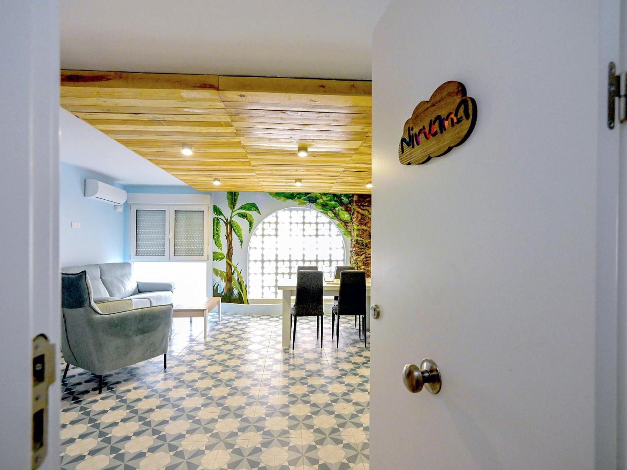 Apartamentos Nirvana Y Averno Агилас Экстерьер фото